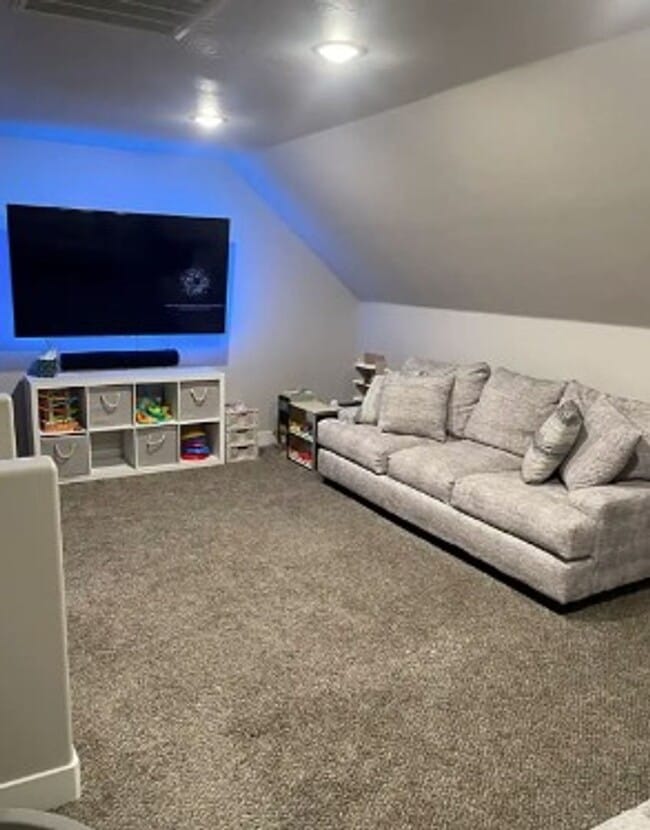 Building Photo - 1579 W Pyrite Ln