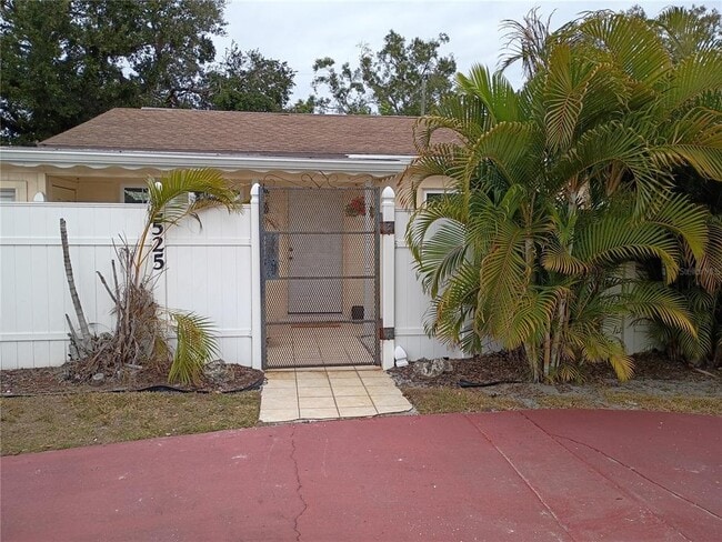 Building Photo - 2525 Bahia Vista St