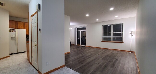 Building Photo - 5205 Holly Ln N