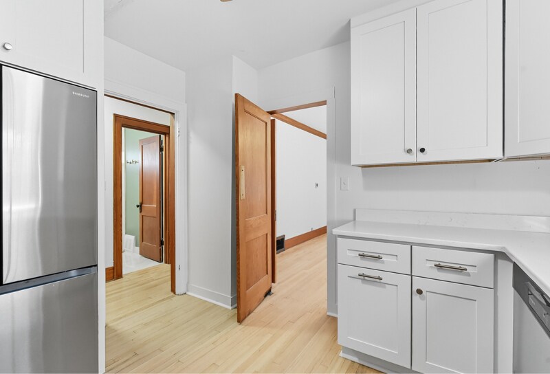 Building Photo - 828 N 41st Ave