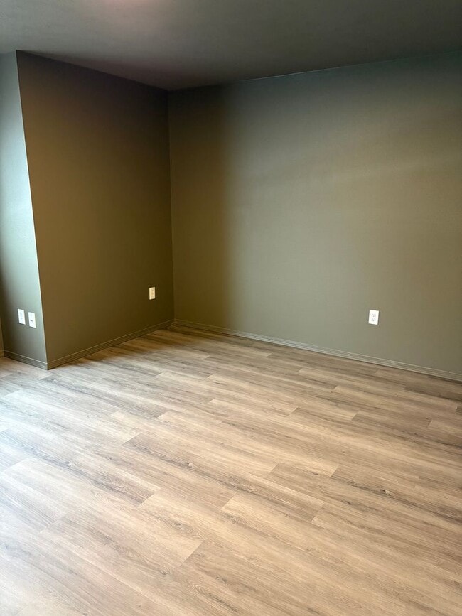 Building Photo - Stunning Fully Renovated 3BR in Spokane Valley