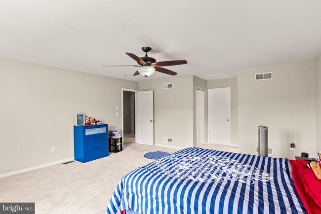 Building Photo - 2080 Deer Run Dr