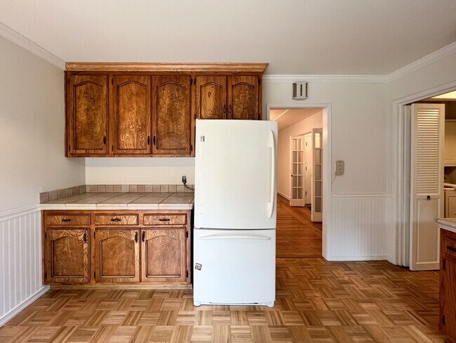 Building Photo - Four Bedroom Ranch-Style Home on an Extra-Large Lot