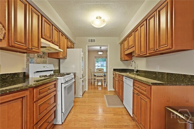Building Photo - 609 Indigo Cir