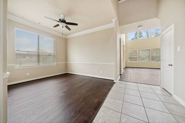 Building Photo - 28510 Lazy Rock Dr