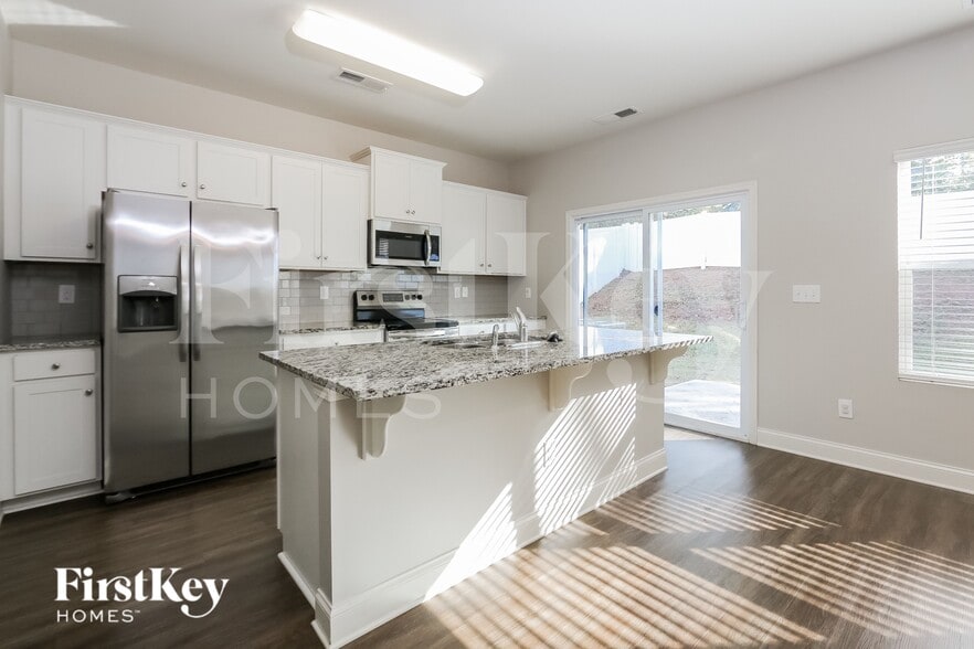 Building Photo - 9512 Blue Knoll Ct