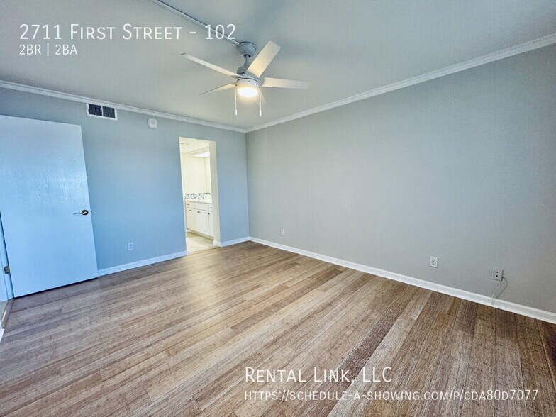 Building Photo - 2711 First Street-102