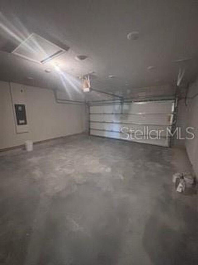 Building Photo - Haines City Charmer