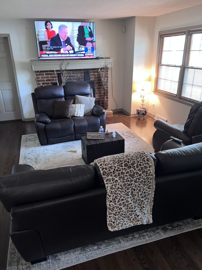 Living Room - 1205 N Parker St