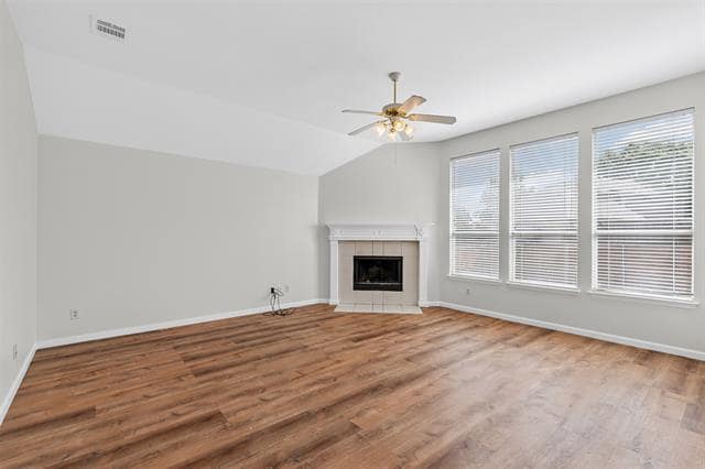 Building Photo - 807 Cheyenne Dr