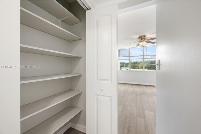 Building Photo - 16740 NE 9th Ave