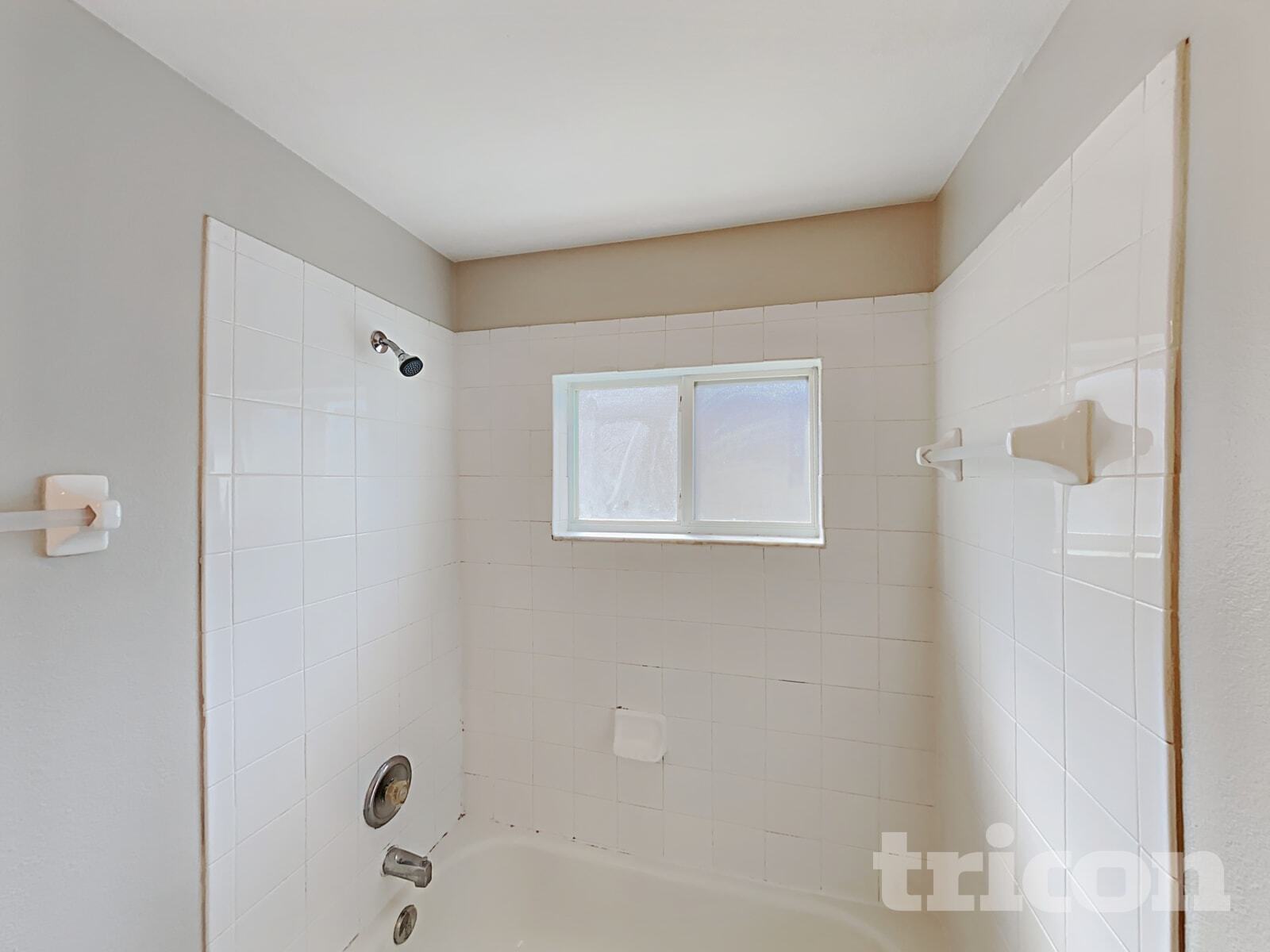 Building Photo - 533 Scarlet Maple Ct