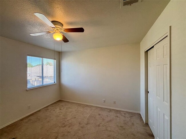 Building Photo - 1917 Sand Creek Rd