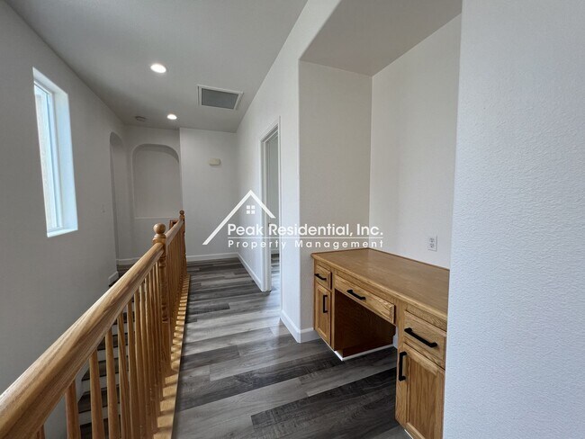 Building Photo - A Wonderful 3bd/2.5ba Natomas Home with Garage!