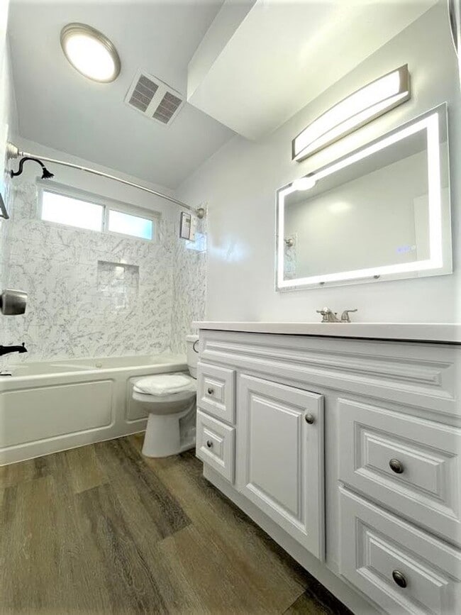 Building Photo - Celebrate the Season With Our December Move-In Special!