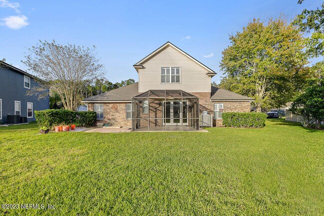 Building Photo - 813 W American Eagle Dr