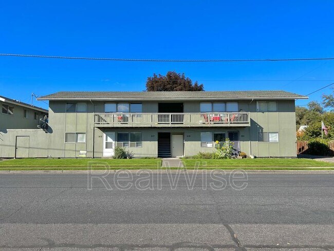 Building Photo - 213 NW 7th St
