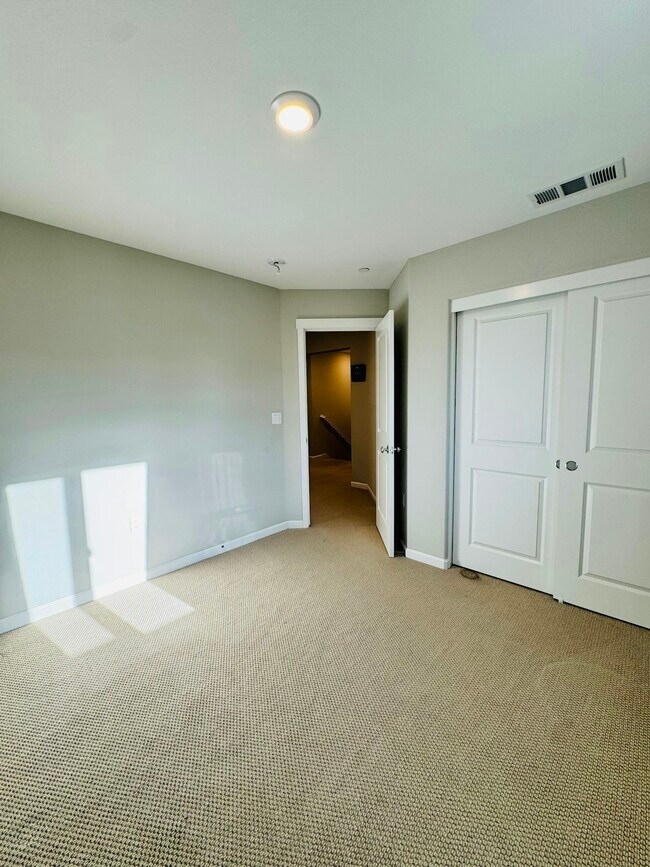 Building Photo - 5336 Hames Valley Ln