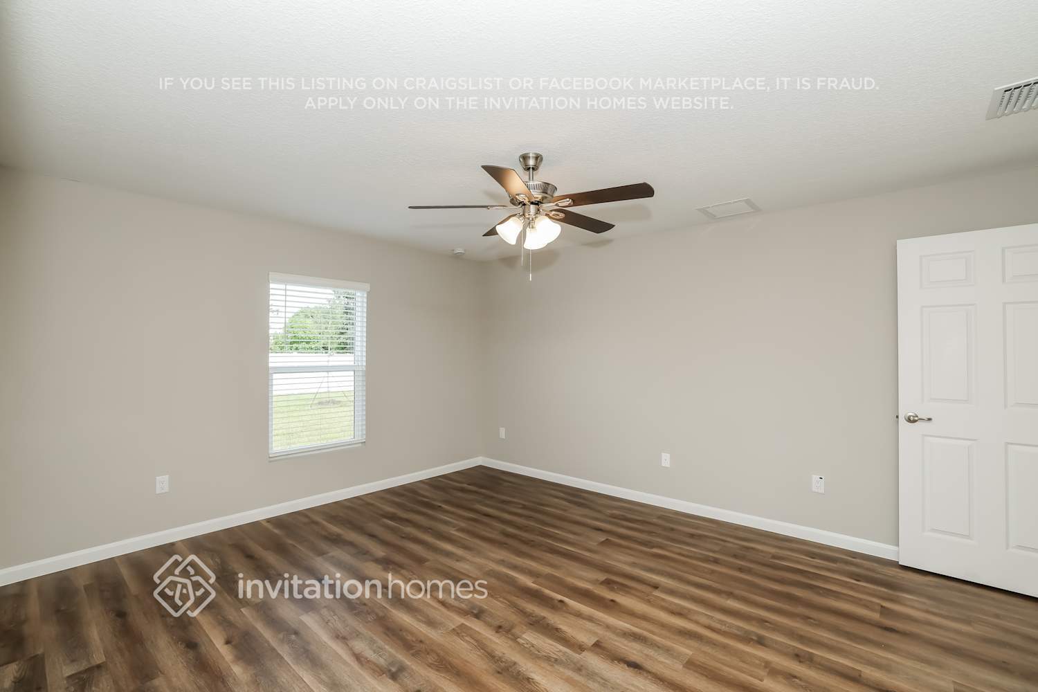 Building Photo - 691 SW Hillsboro Cir