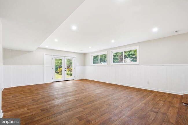 Building Photo - 1446 Roxanna Rd NW