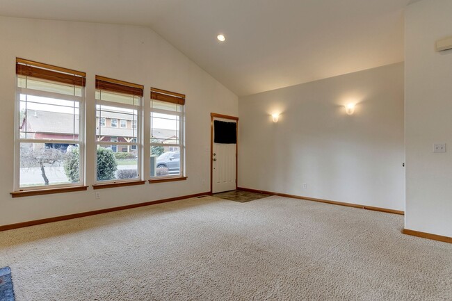 Building Photo - 3-bedroom, 2-bathroom single-level home