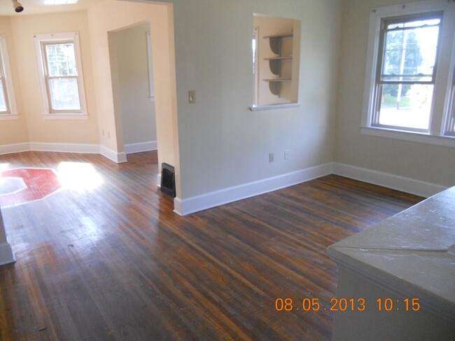 Dining Room - 1765 Summit St