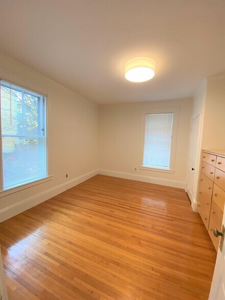 Building Photo - 25 Highland Ave
