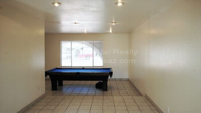 Building Photo - 3812 W Loma Ln