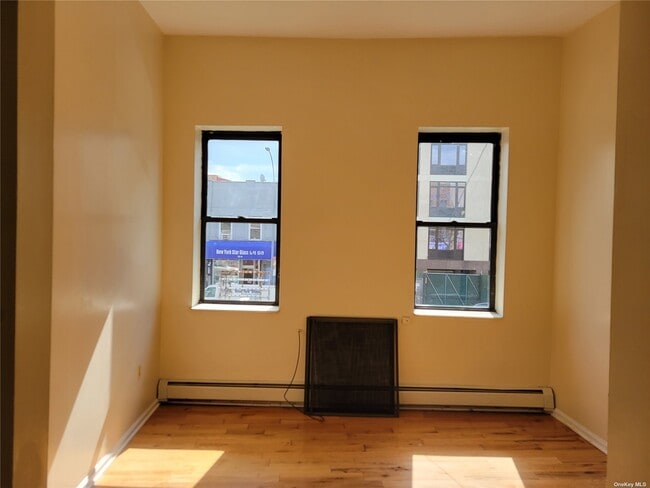 Building Photo - 103-15 Northern Blvd