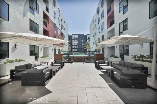 Building Photo - 1234 Wilshire Blvd