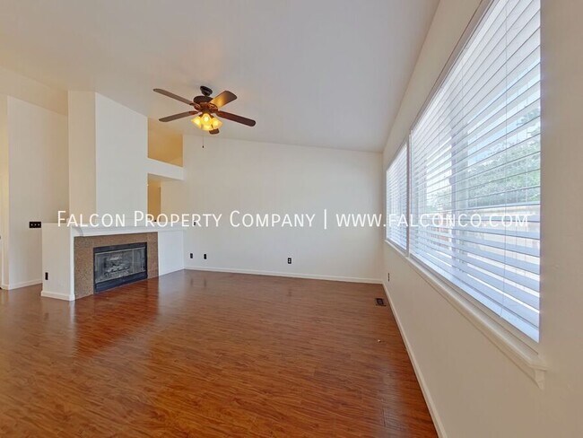 Building Photo - 4198 Vernal Cir