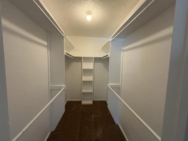 Building Photo - 818 Summit Dr