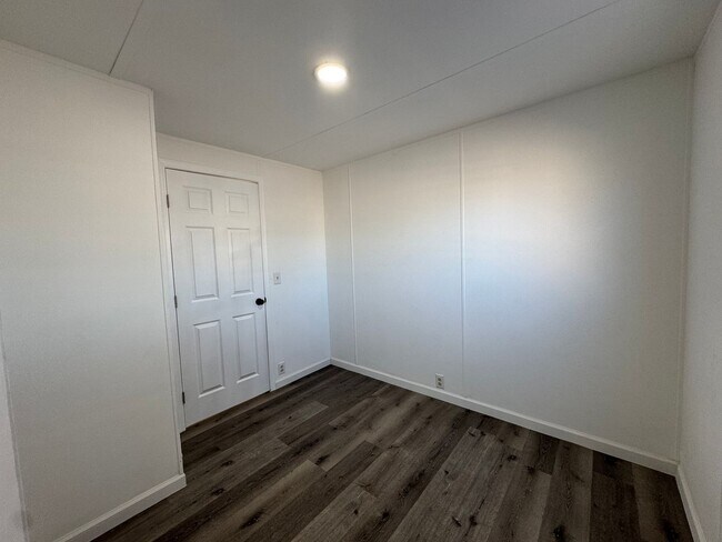 Building Photo - Charming  2 bedroom mobile