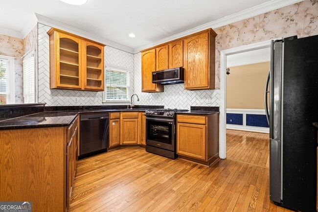 Building Photo - 4000 Hogans Mill Ln