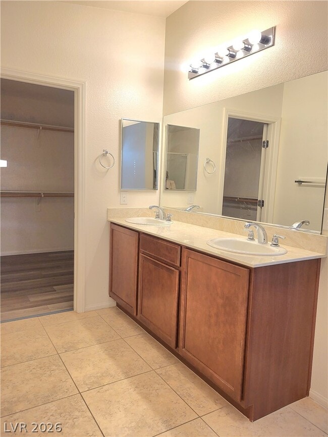 Building Photo - 4577 Halfway Rock St