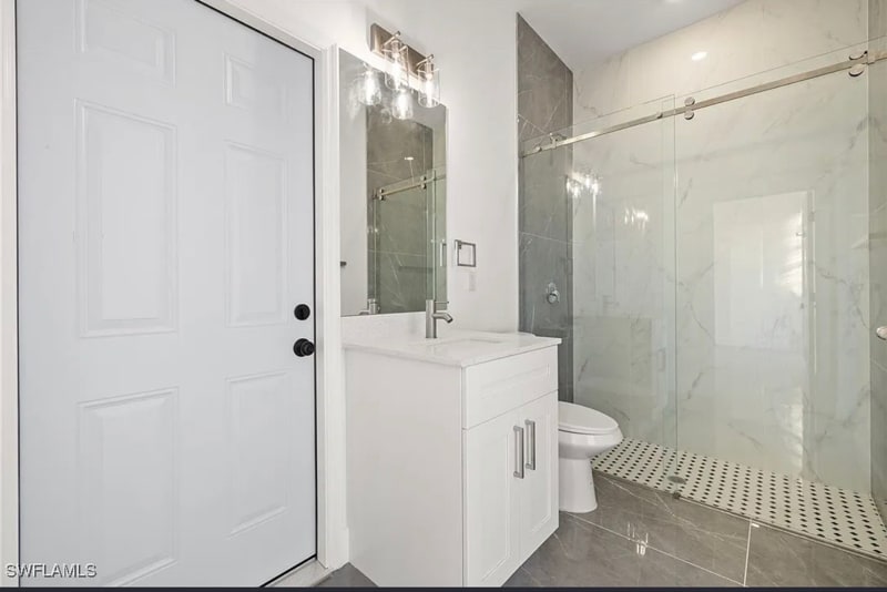 Building Photo - 905 Wabasso Ct