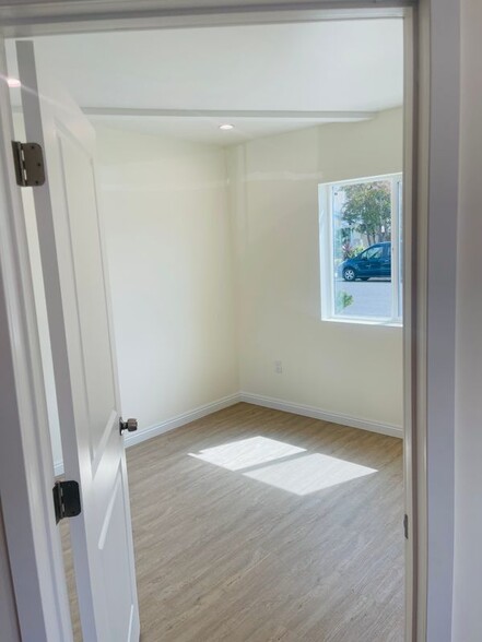 Building Photo - 7533 Bovey Ave