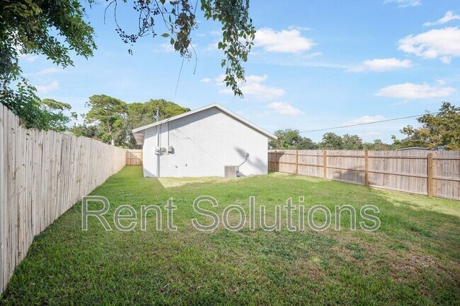 Building Photo - 5400 9th Ave N