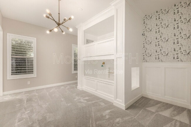 Building Photo - 10627 E Tumbleweed Ave