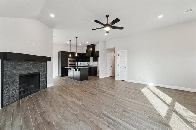 Building Photo - 19701 Brookville Dr