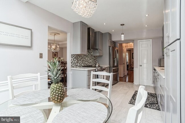 Building Photo - 6156 Wellington Commons Dr