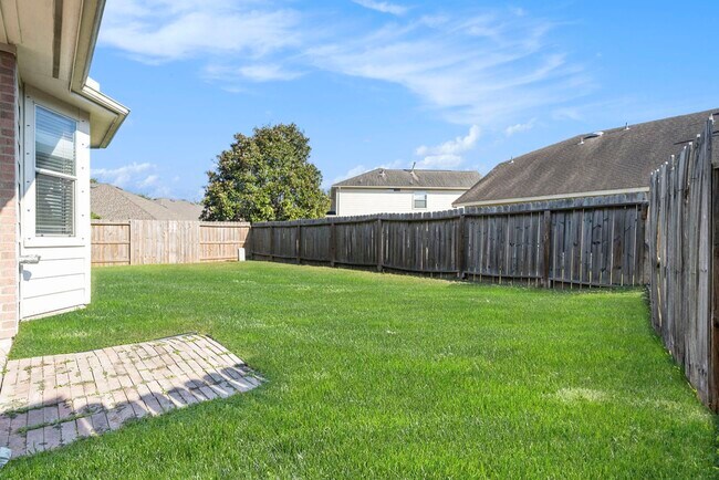 Building Photo - 6185 Galloway Ln