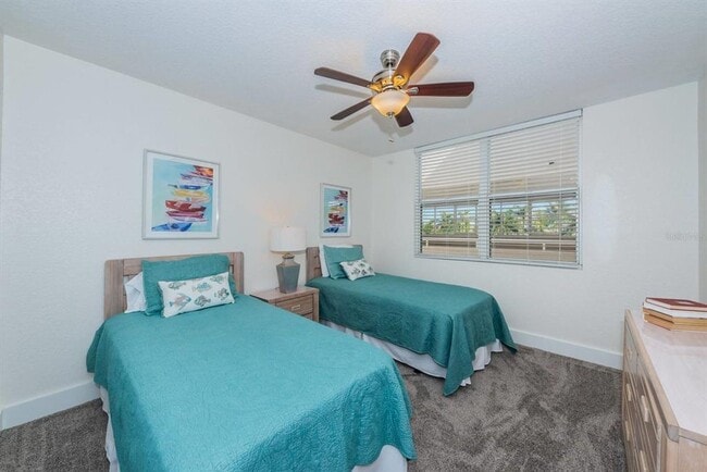 Building Photo - 6083 Bahia Del Mar Cir N