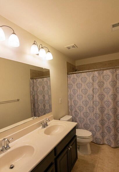 Building Photo - 11346 Sandestin Pl