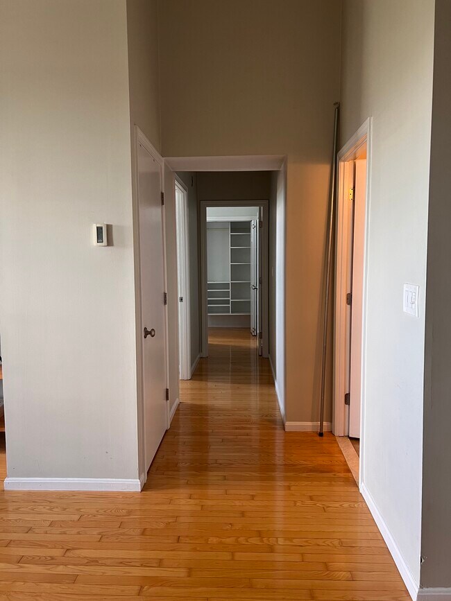 hallway facing bedrooms - 350 W 4th St