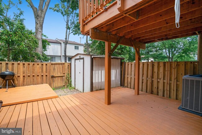 Building Photo - 5376 Harbor Ct Dr
