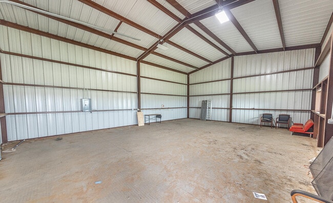 Building Photo - 19108 County Rd 2240