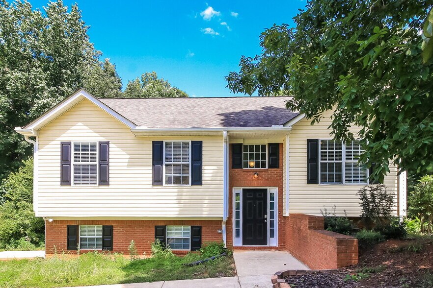 Primary Photo - 505 Brewer Dr