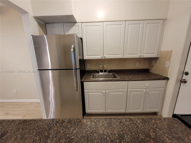 Building Photo - 835 Lenox Ave.