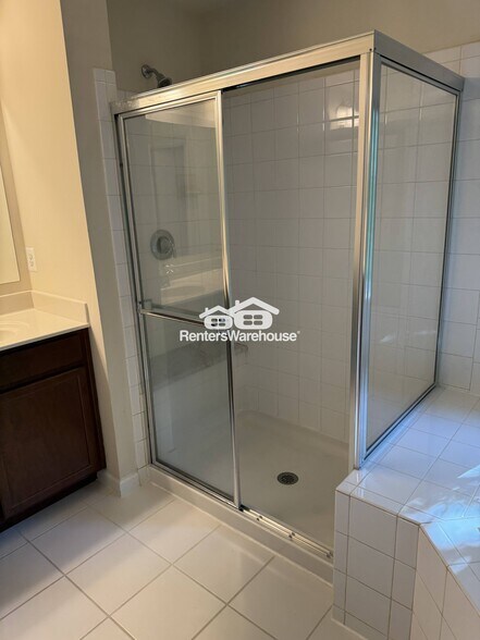 Building Photo - 7524 Stonehouse Run Dr
